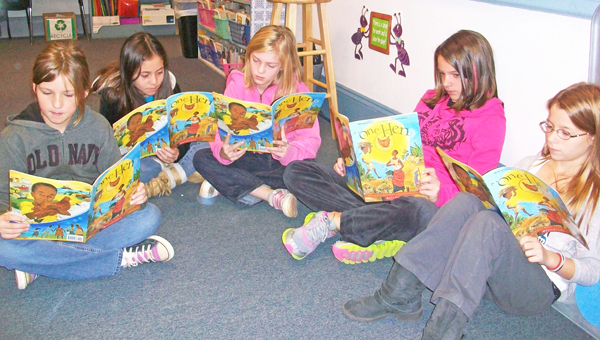 011113-SaludaReading