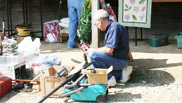 yard-sale-pic-2013