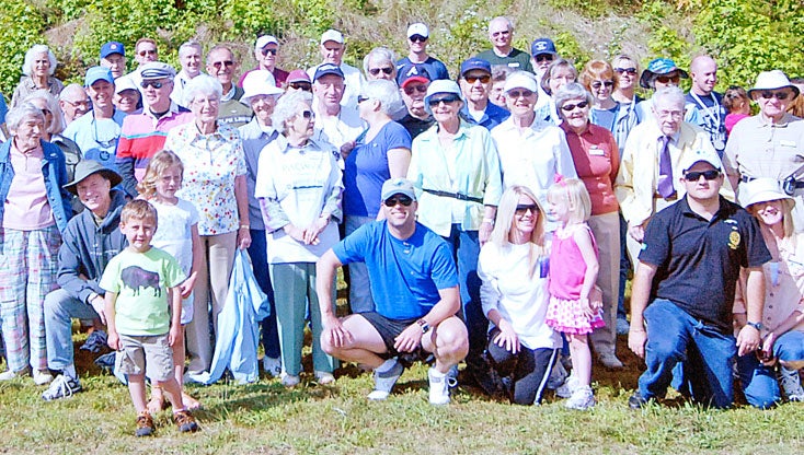 2011 PACWalkers at Tryon Estates. (photo by Chris Bartol)