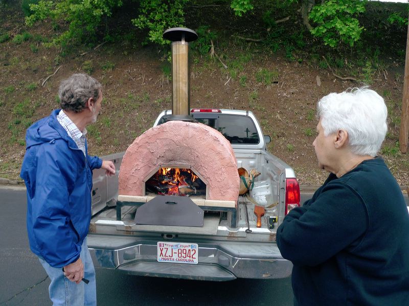 Tryon Farmers Market abuzz with activity The Tryon Daily Bulletin The Tryon Daily Bulletin