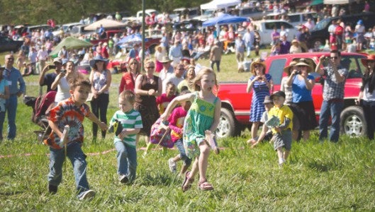 Kids and adults always enjoy the Block House Stick Horse Race. (photo by Erik Olsen) 
